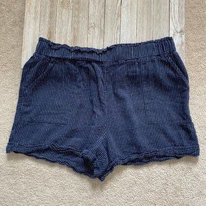Time And Tru L (12 - 14) Navy Blue White Striped Linen Rayon Blend Shorts